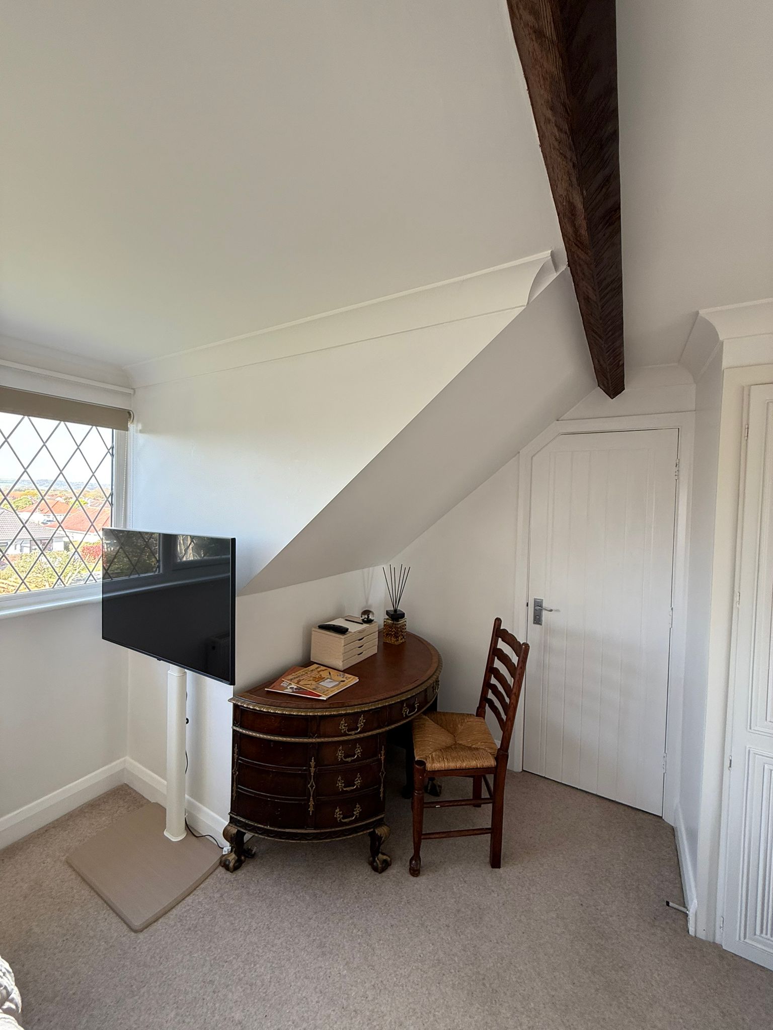 Room 1 preview image 4.