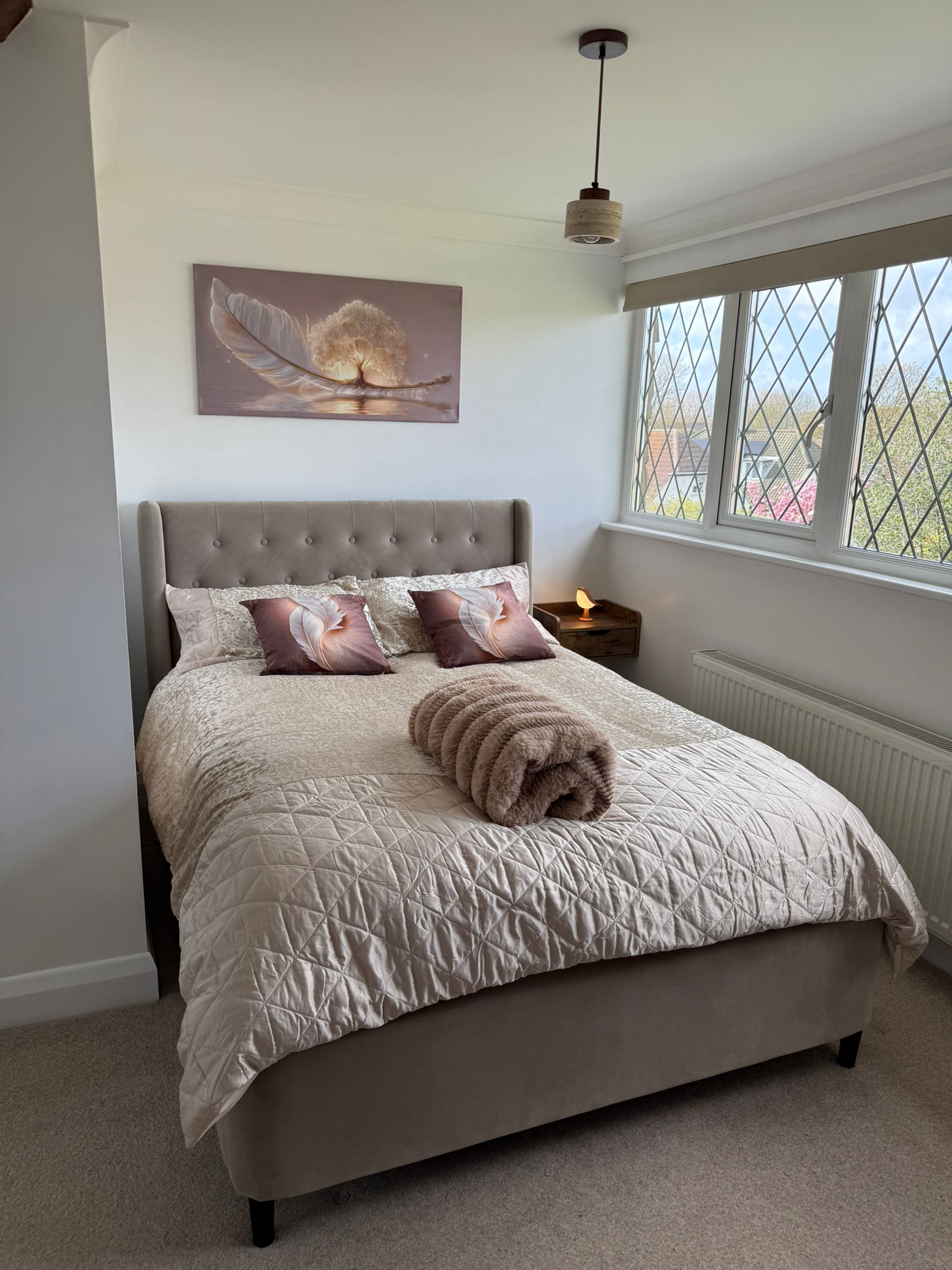Room 1 interior view 8.