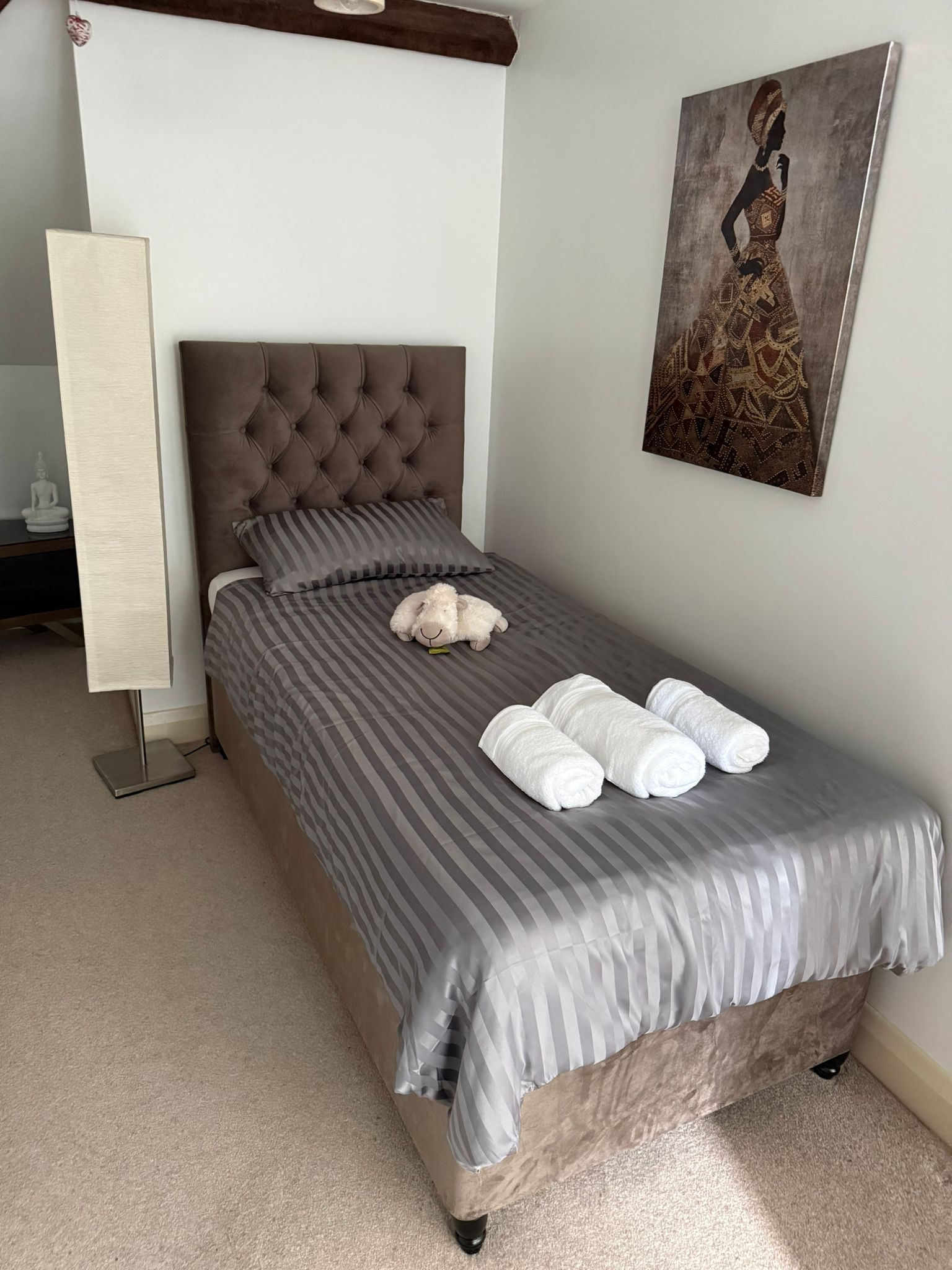 Room 2 preview image 2.